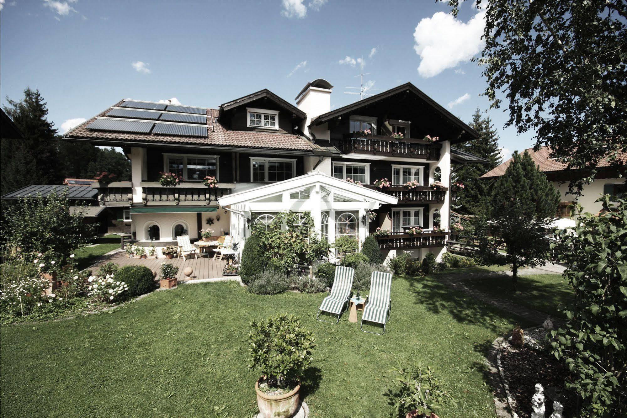 Haus Susanne - Top-Ferienwohnungen - Sommer-Bergbahn Inklusive 오베르마이셀스타인 외부 사진